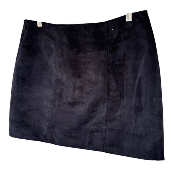 Gap Navy Blue Faux Suede Mini Skirt Silver Button Pleated Hidden Zip Size 6 Soft - Picture 6 of 8